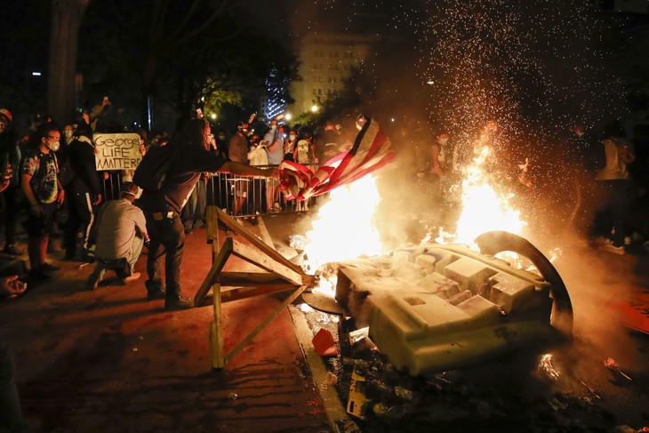 Biden Efforts to Rally Supporters in Philadelphia Goes up in Smoke – Riot Videos Inside