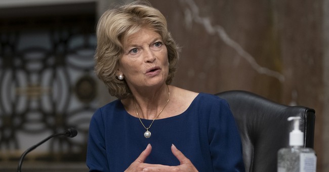 Lisa Murkowski Gets a Boost from a Major Conservative Group as Primary Challenge Heats Up