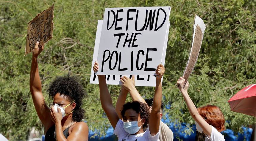 College Offers ‘#AbolishThePolice’ Course, Claims America Has the World’s ‘Highest Rate’ of Police Misconduct