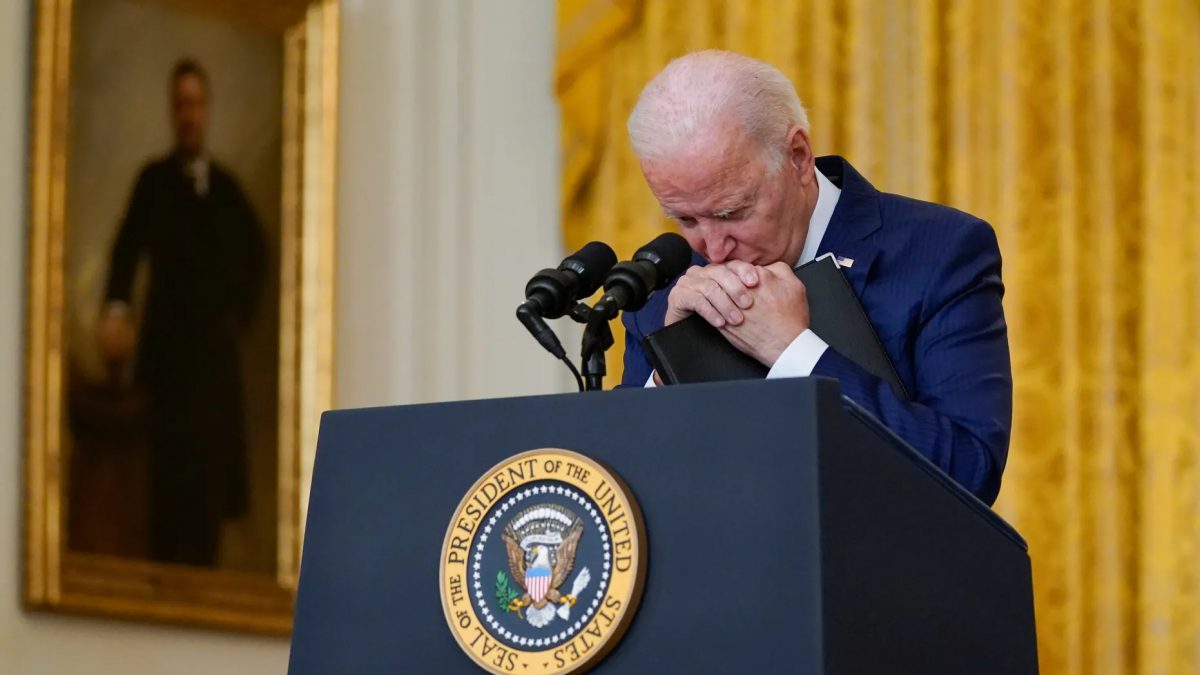 Photo of Biden from Afghanistan news conference goes viral: ‘A defining image’