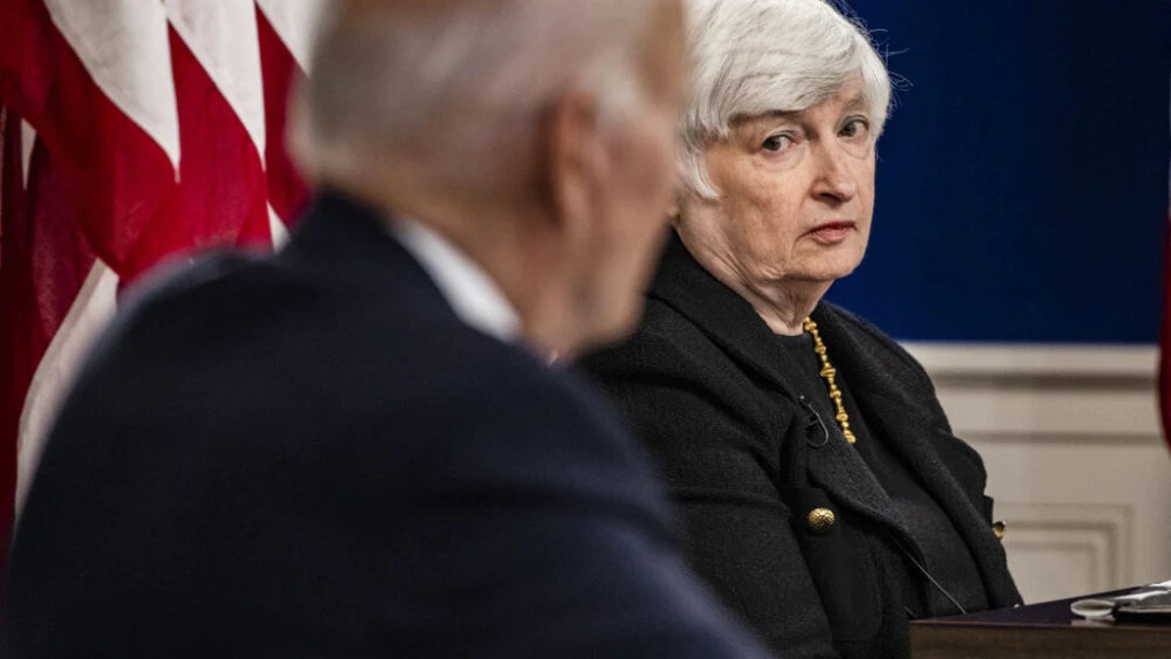 Yellen Touts Biden Spending Plan, Then Promises Inflation Won’t Reach 1970s Levels