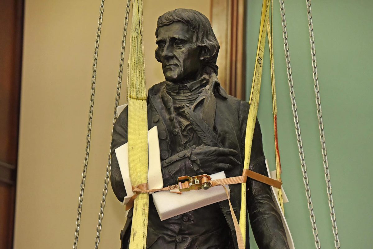Thomas Jefferson statue removed from New York City Hall after 187 years