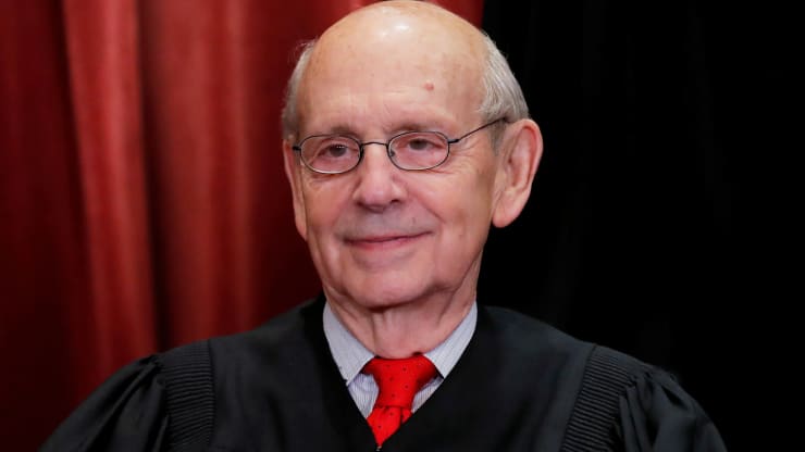 POLITICS Supreme Court Justice Stephen Breyer to retire