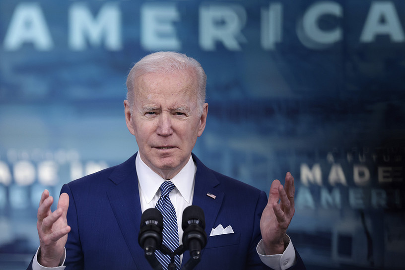 Biden warms to a Russian oil ban. Congress may not give him a choice.