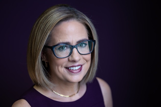 Sinema switches to independent, shaking up the Senate
