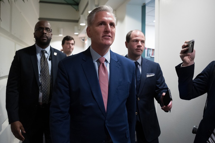 McCarthy fails on first speakership vote in historic loss