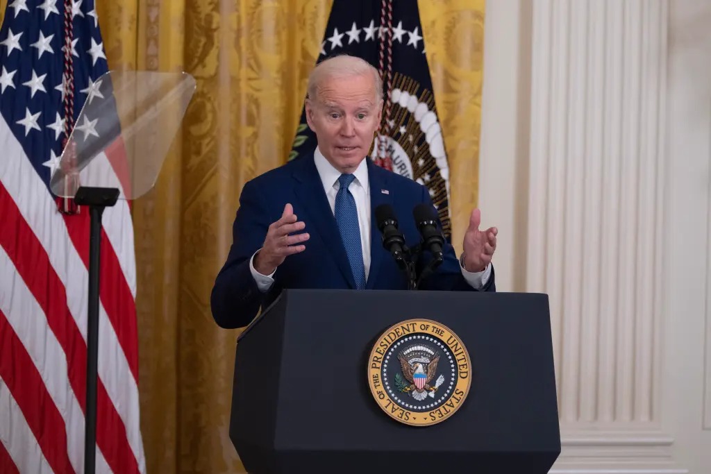 Why White House Aides Are Frustrated With Biden Now