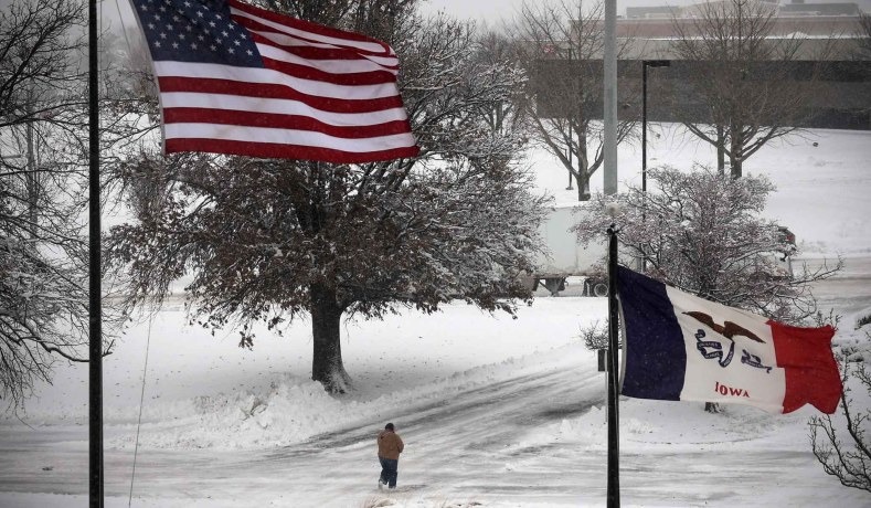 Winter Complicates the Countdown to the GOP Iowa Caucus